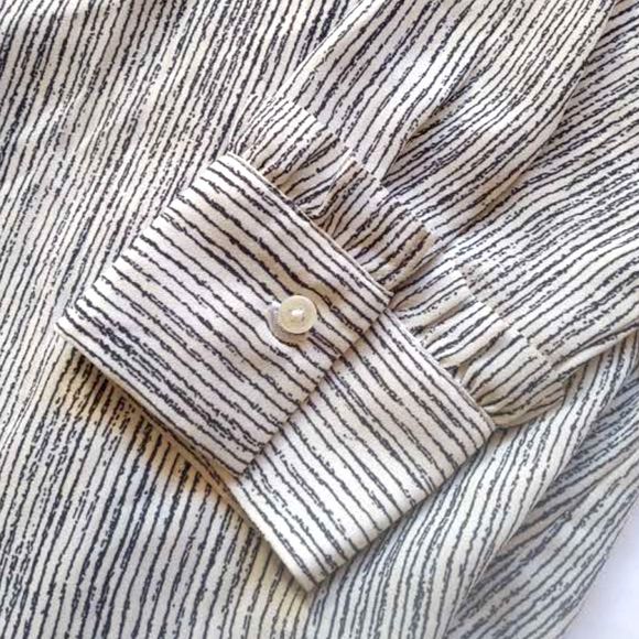 Banana Republic Striped Button Down Tuxedo Ruffles Long Sleeve High Neck Medium - Picture 3 of 6